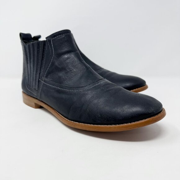 Bed Stu ROAN Gray Leather Flat Ankle Boots Women's Size 10 EUC Pull On - Picture 11 of 11